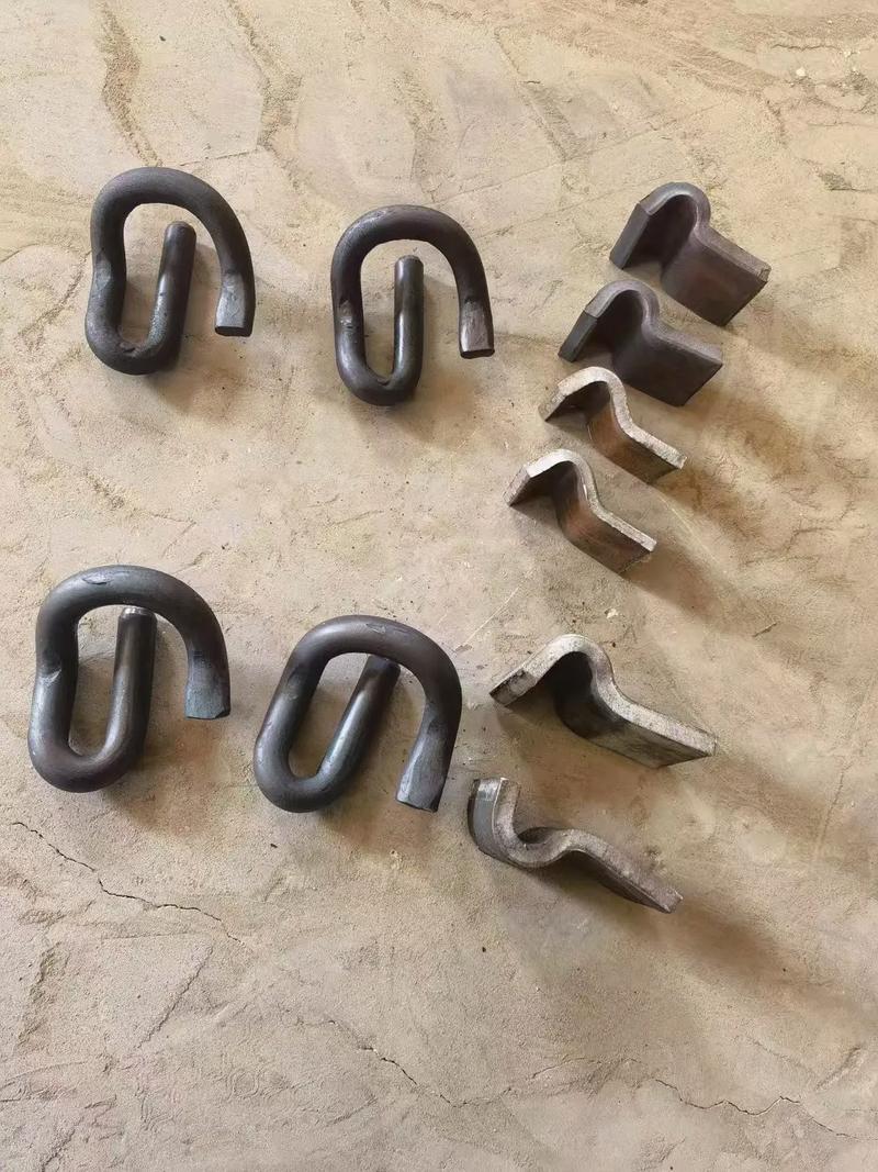 永鐵工礦鐵路配件生產軌道壓板,軌道夾板,壓軌器,彈條扣件,道